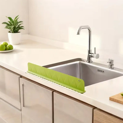 Kitchen Sink Splash Guard – Flexible Silicone
